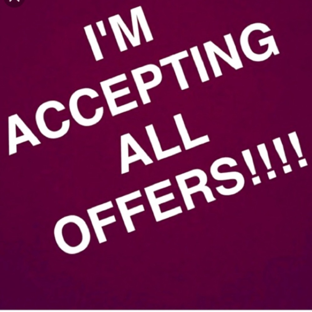 GOTTA EMPTY THIS CLOSET!! MAKE ANY OFFER !!!!